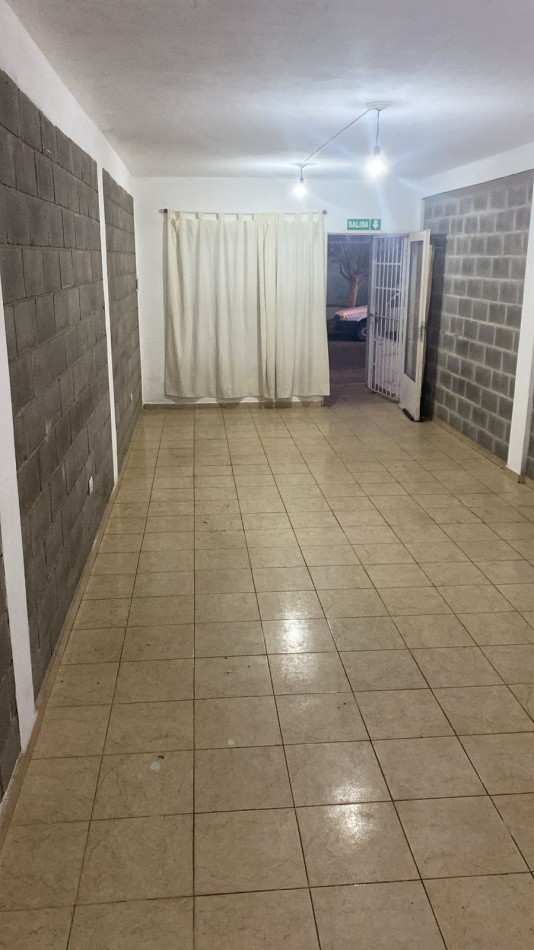 Alquiler! Local Comercial De 26 M2 B° Res. San Carlos