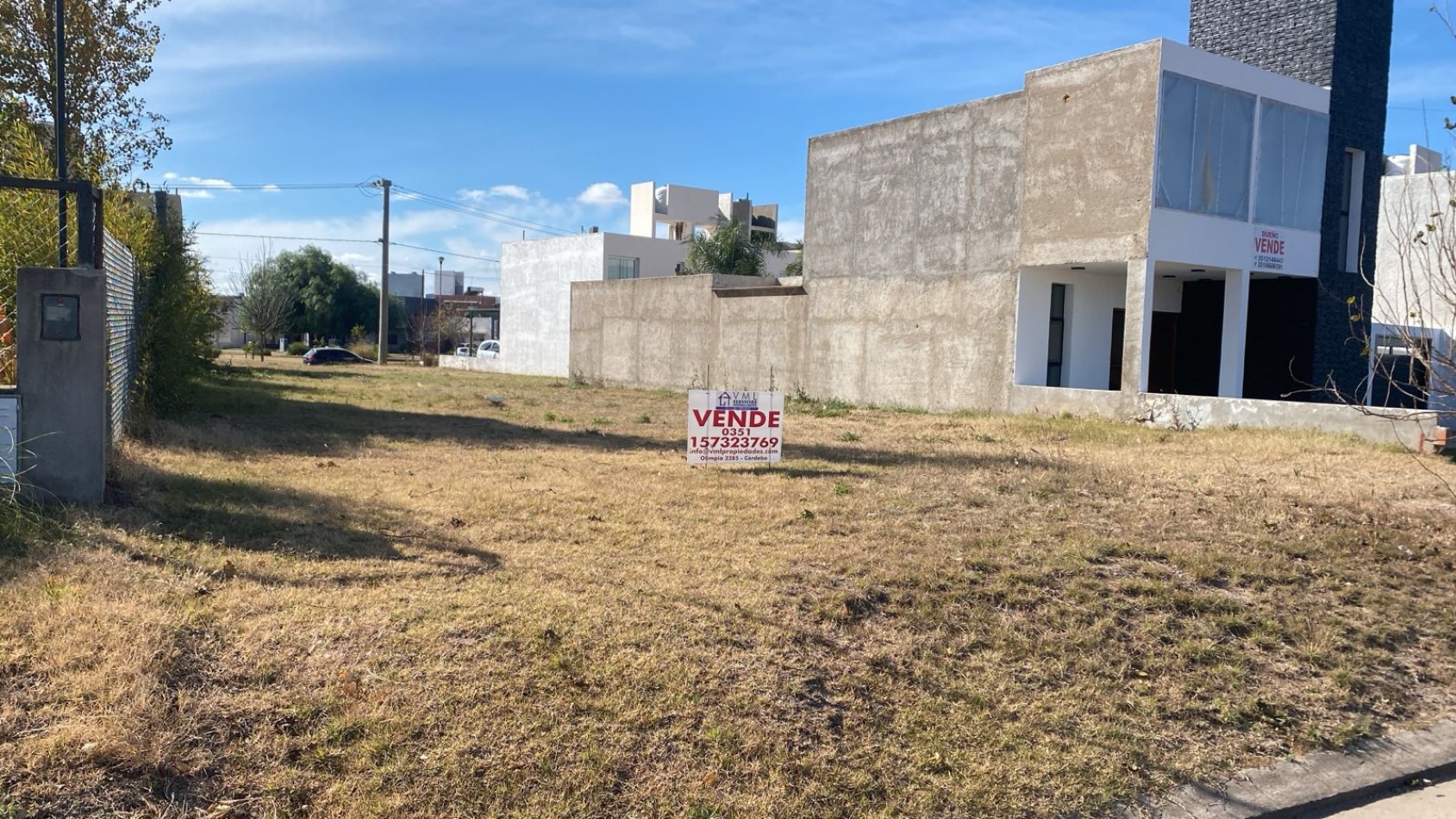 Valle Cercano! Excelente lote 320 m2 micro barrio El Triunfo