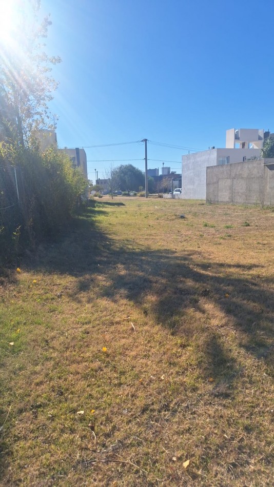 Valle Cercano! Excelente lote 320 m2 micro barrio El Triunfo