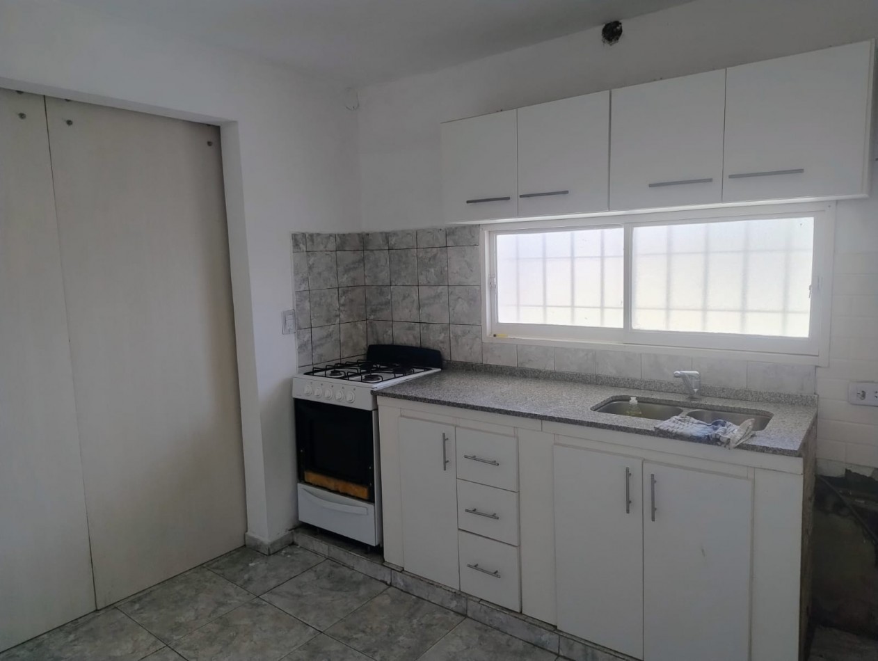ALQUILER CASA 2 DORMITORIO EN LAS HUERTILLAS