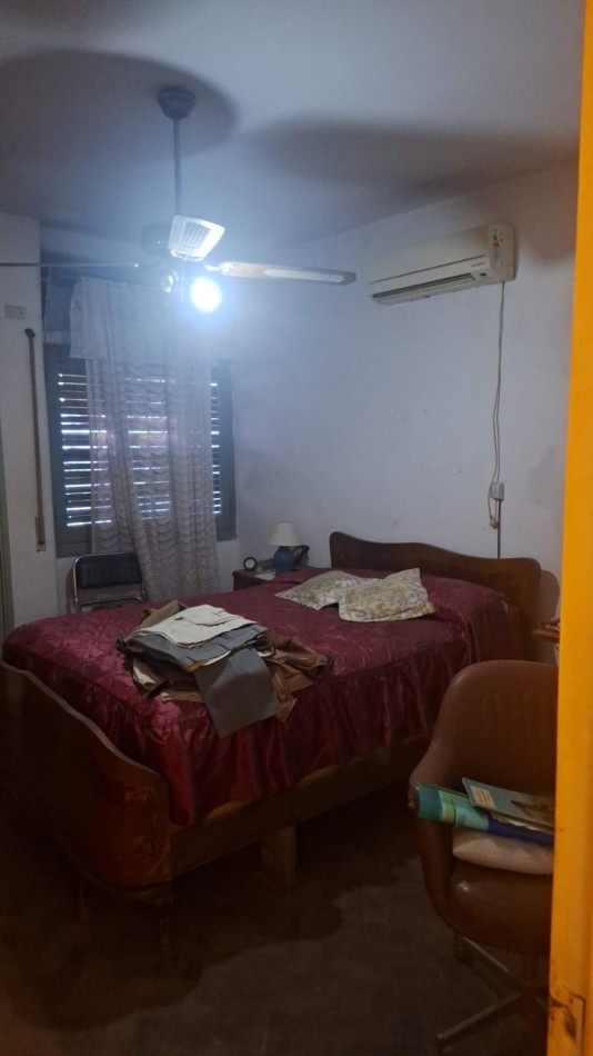 Bo Parque Velez Sarsfield casa  4 Dormitorios  Apta Credito