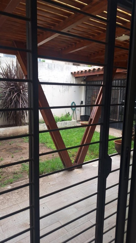 Imperdible!! Casa 3 dormitorios a mts de R. MARTINOLI - Excelente zona!!