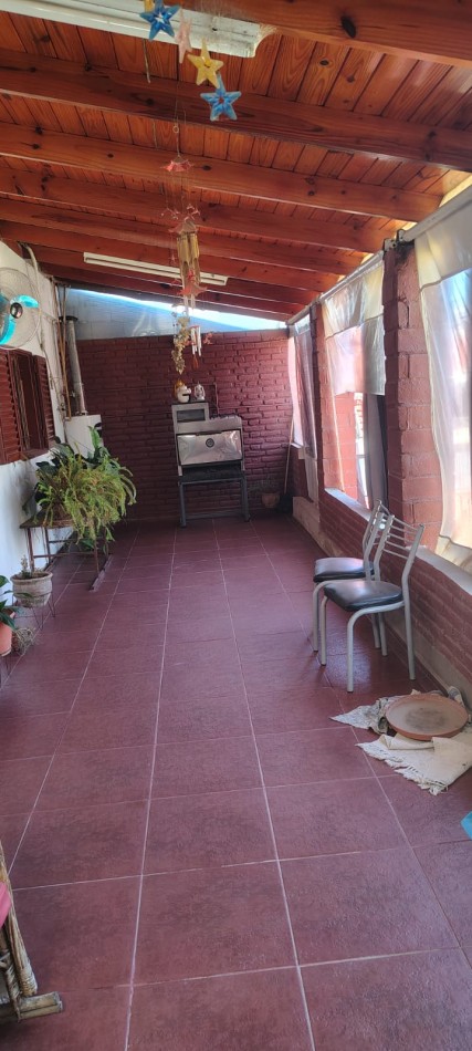 Imperdible!! Casa 4 dormitorios 2 baños- Excelente zona!!