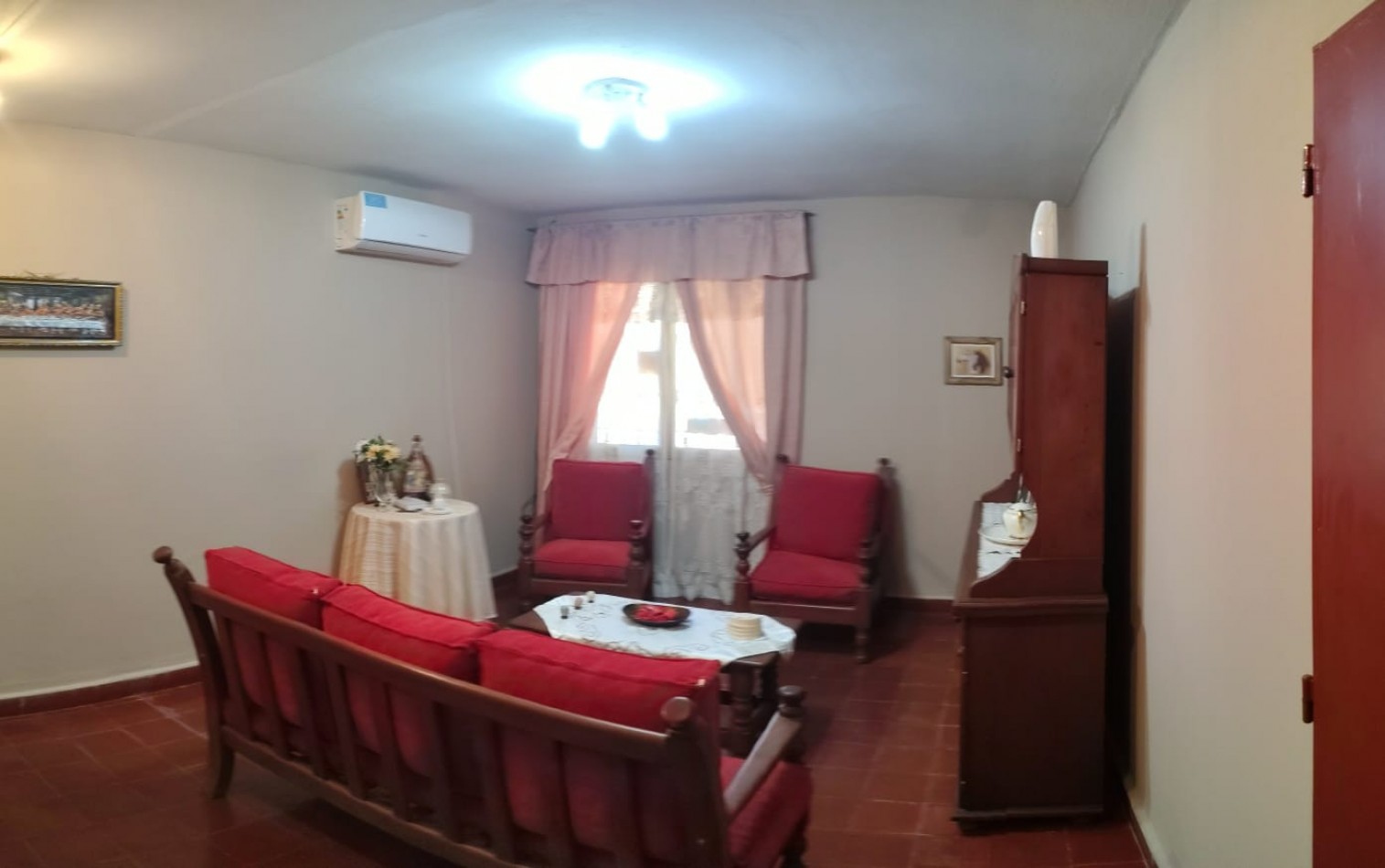 Imperdible!! Casa 4 dormitorios 2 baños- Excelente zona!!