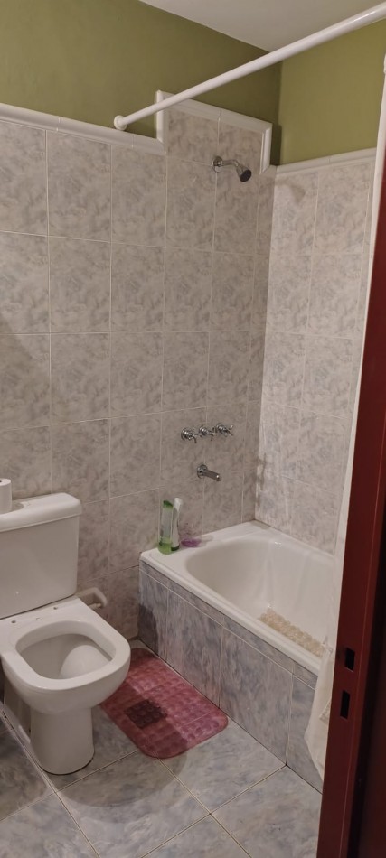 Imperdible!! Casa 4 dormitorios 2 baños- Excelente zona!!