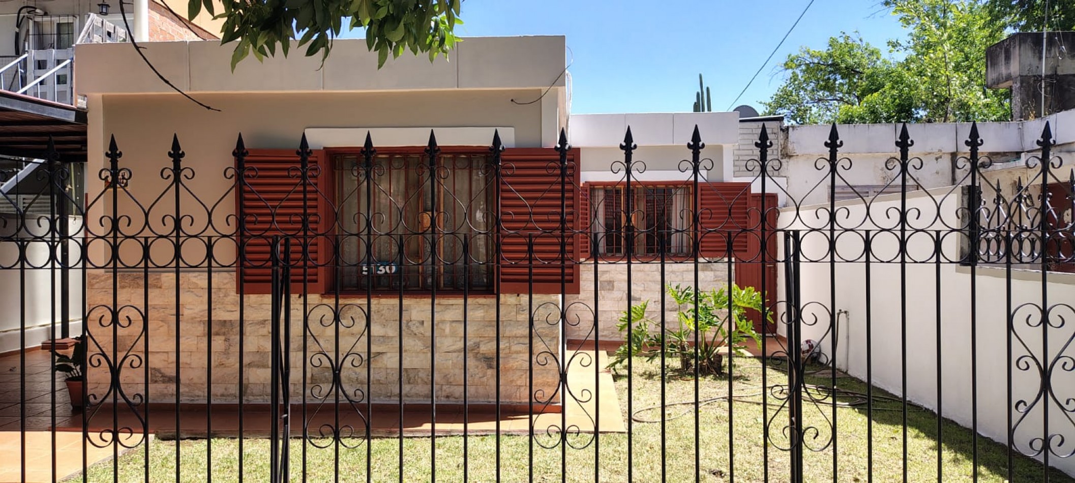 Imperdible!! Casa 4 dormitorios 2 baños- Excelente zona!!