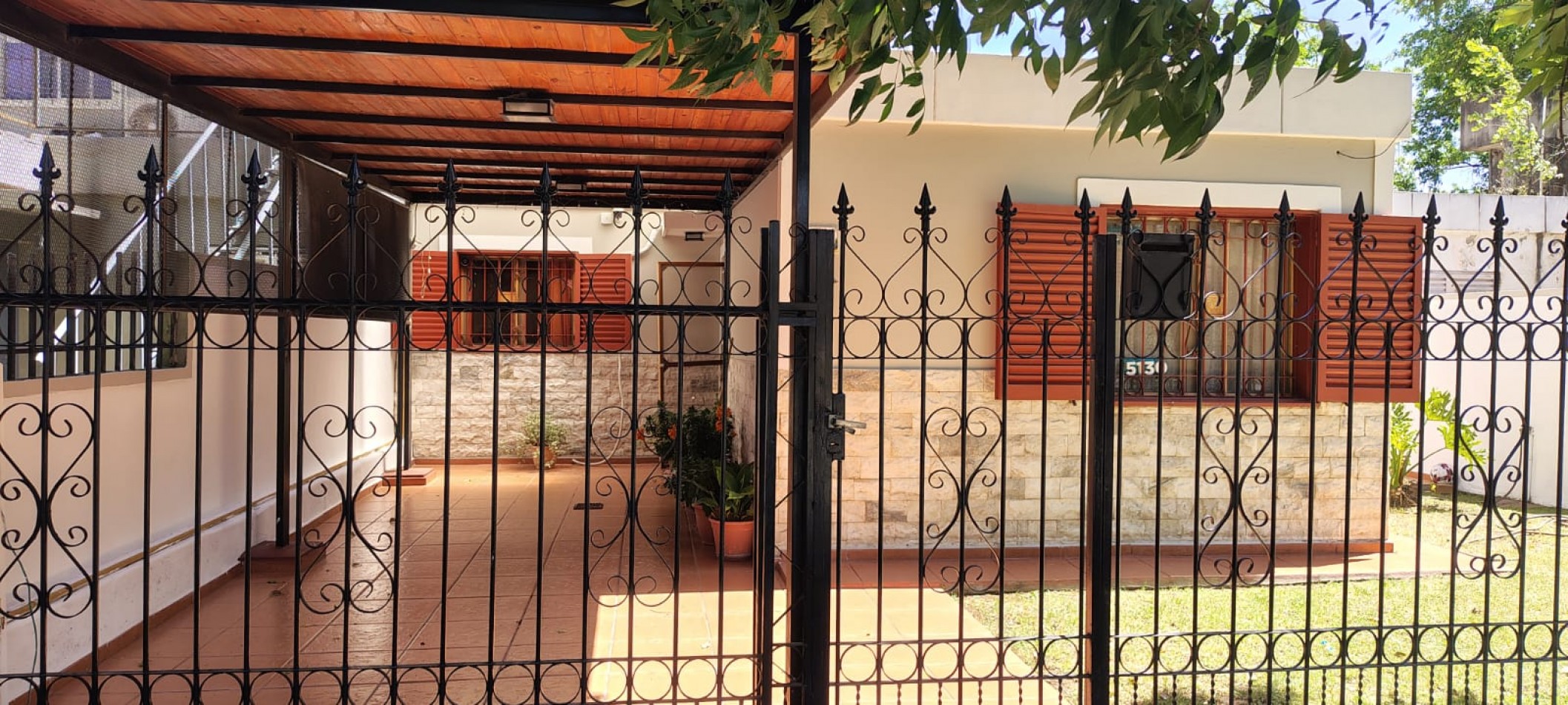 Imperdible!! Casa 4 dormitorios 2 baños- Excelente zona!!
