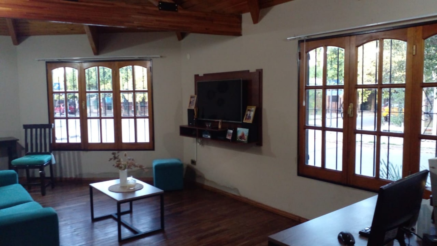 Imperdible!! Casa esquina 3 dormitorios  - Excelente zona residencial!!