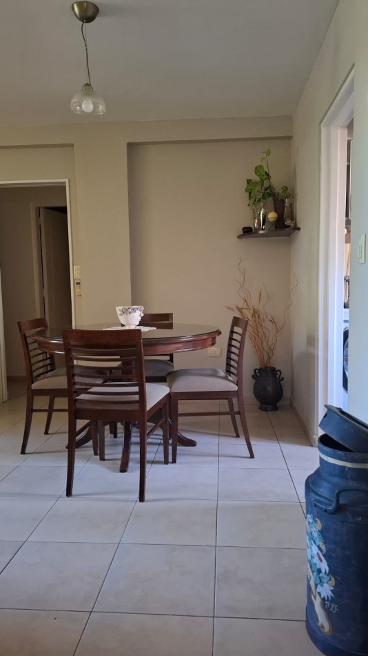 Alberdi! Excelente departamento 2 dormitorio 2 baños  detalles de categoria!