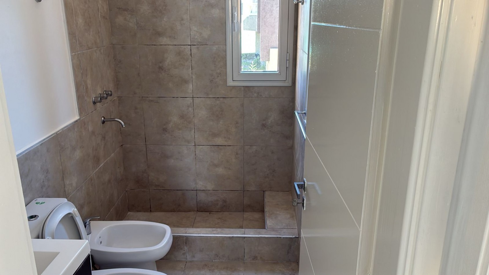 Espectacular! Duplex en Venta 2 Dorm. 2 Baños en Valle Cercano