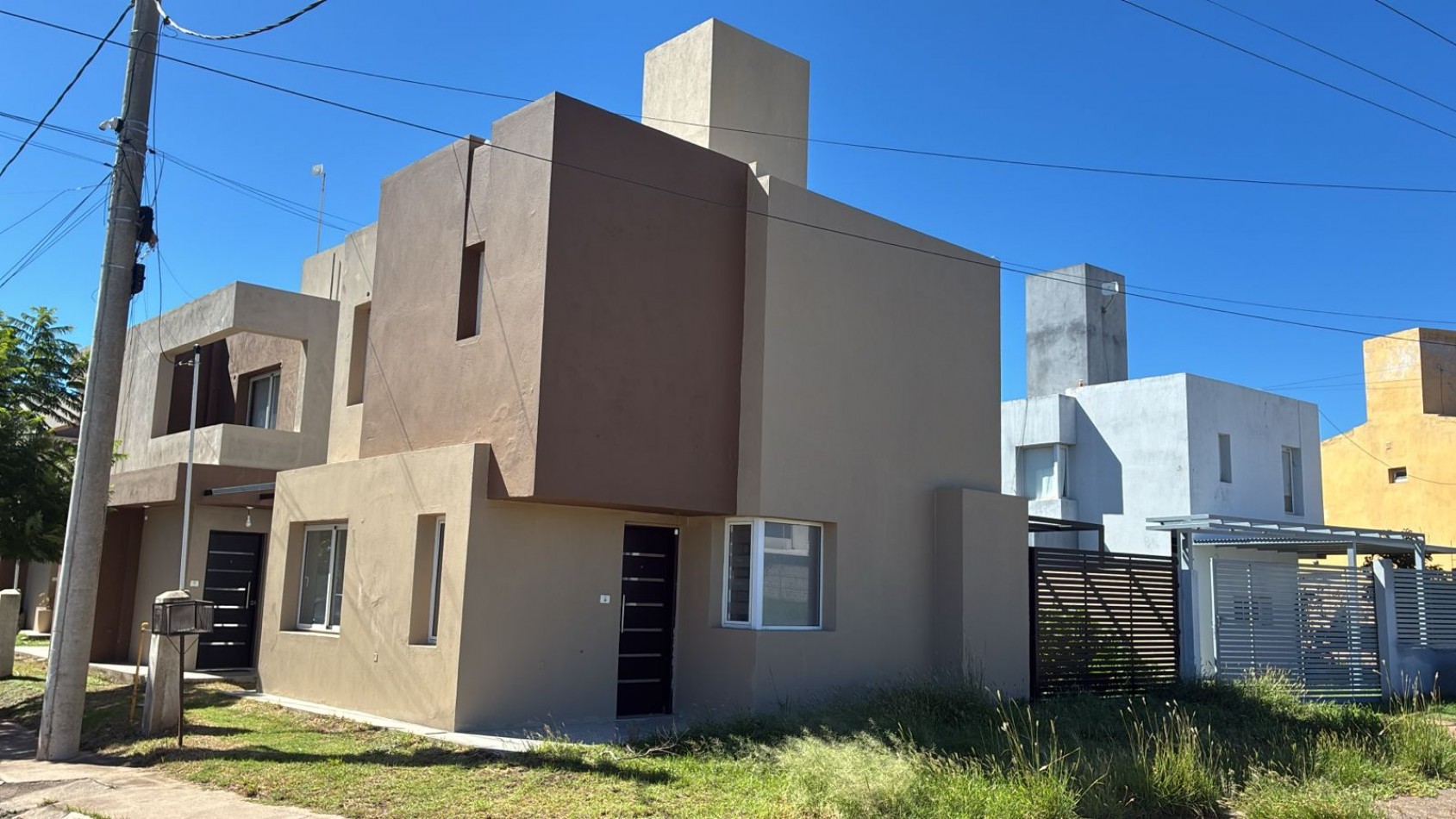 Espectacular! Duplex en Venta 2 Dorm. 2 Baños en Valle Cercano