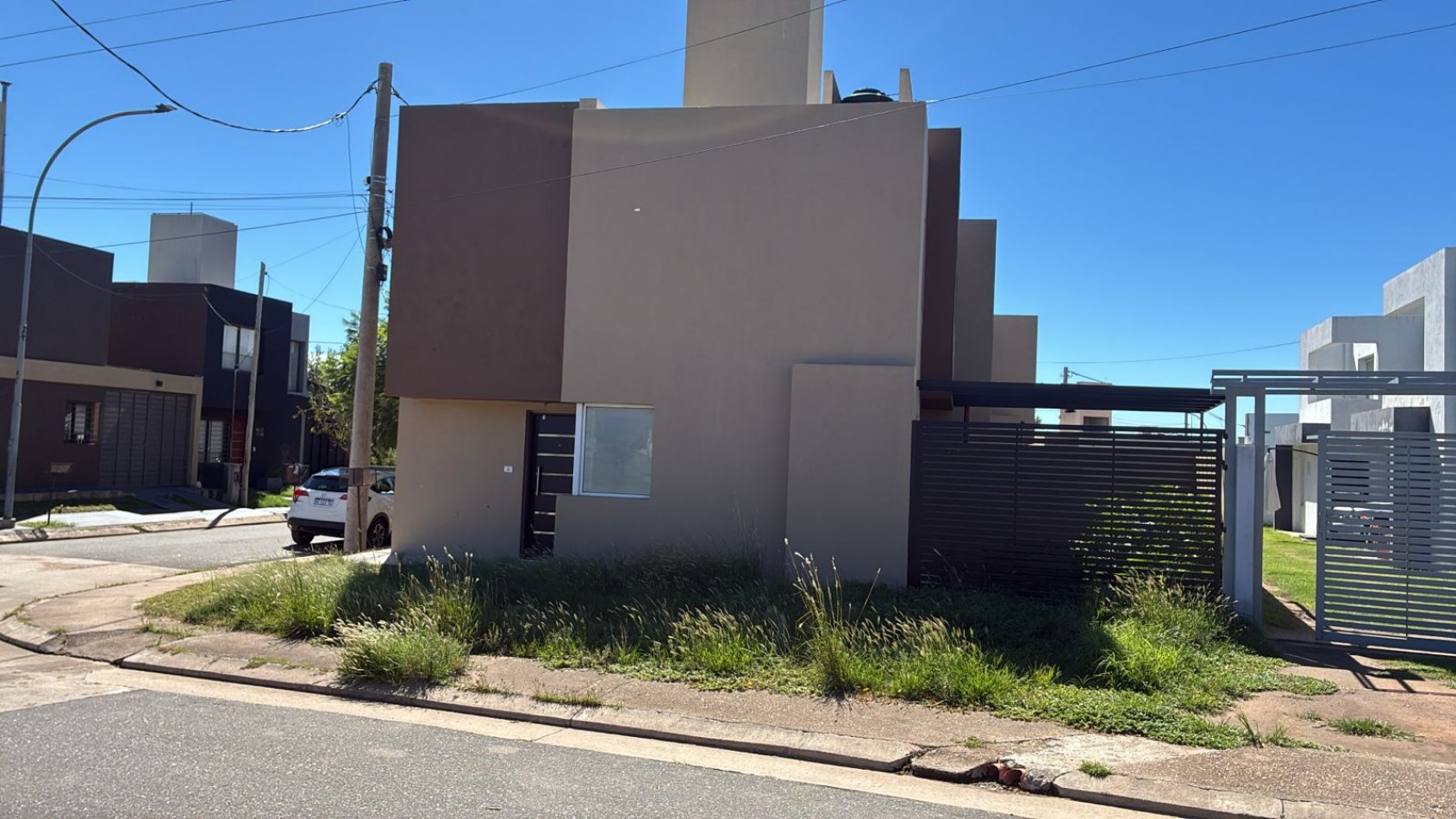 Espectacular! Duplex en Venta 2 Dorm. 2 Baños en Valle Cercano