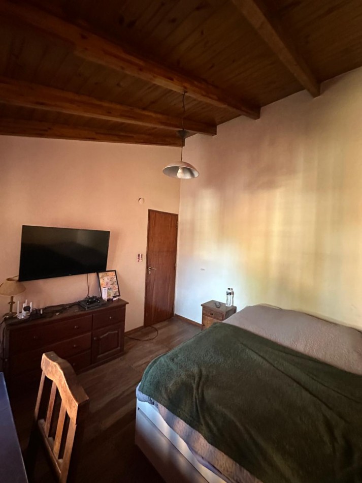 Villa Belgrano! En venta 4 dormitorios 2 baños, casa amplia con piscina!