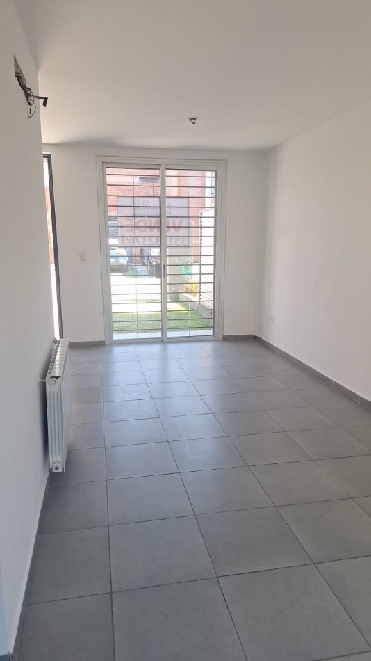 La Paya 1! En Venta Duplex 3 Dormitorios 2 banos, amplio!