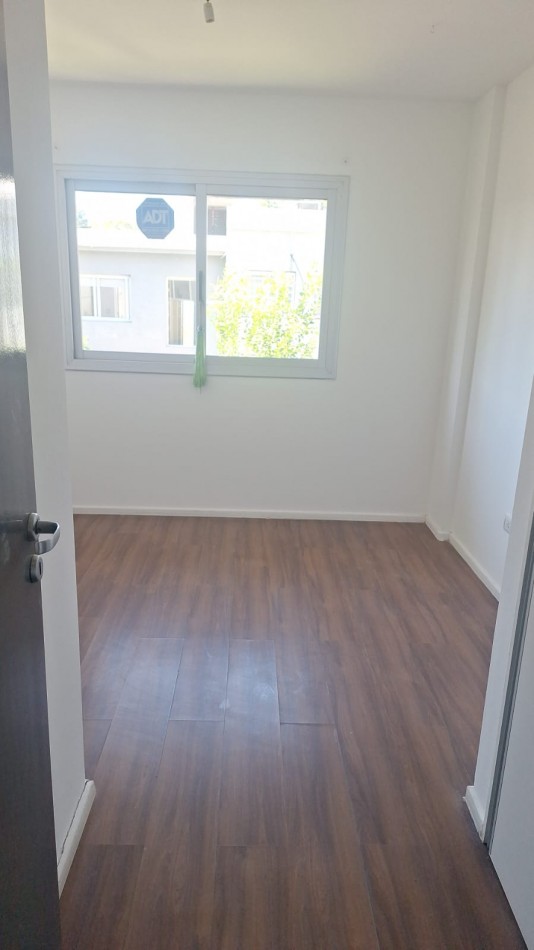 La Paya 1! En Venta Duplex 3 Dormitorios 2 banos, amplio!