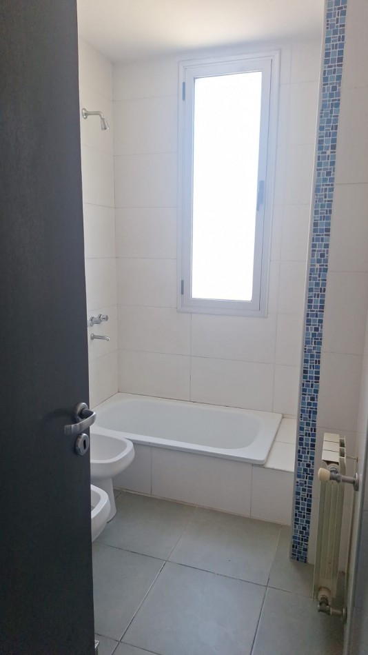 La Paya 1! En Venta Duplex 3 Dormitorios 2 banos, amplio!