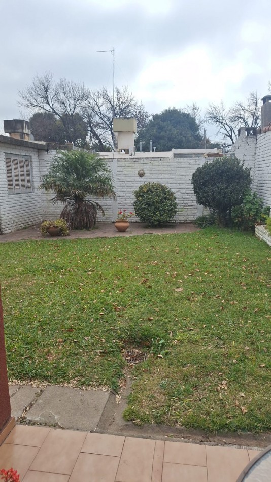 Imperdible!! Venta Casa 3 dormitorios 1 baños- Excelente zona!! APTO CREDITO
