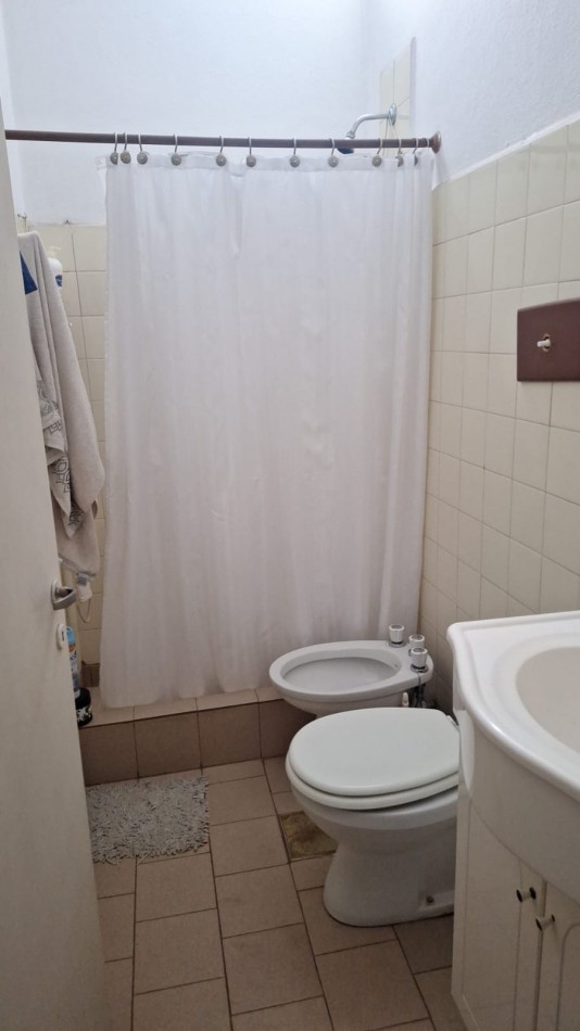 Imperdible!! Venta Casa 3 dormitorios 1 baños- Excelente zona!! APTO CREDITO