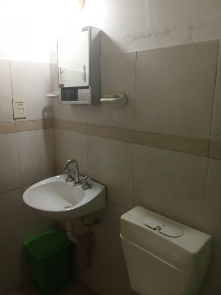 ALQUILER CASA 1 DORMITORIO EN CARRARA DE HORIZONTE C/LOCAL