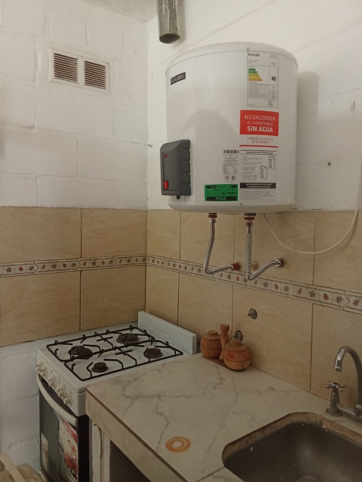 ALQUILER CASA 1 DORMITORIO EN CARRARA DE HORIZONTE C/LOCAL