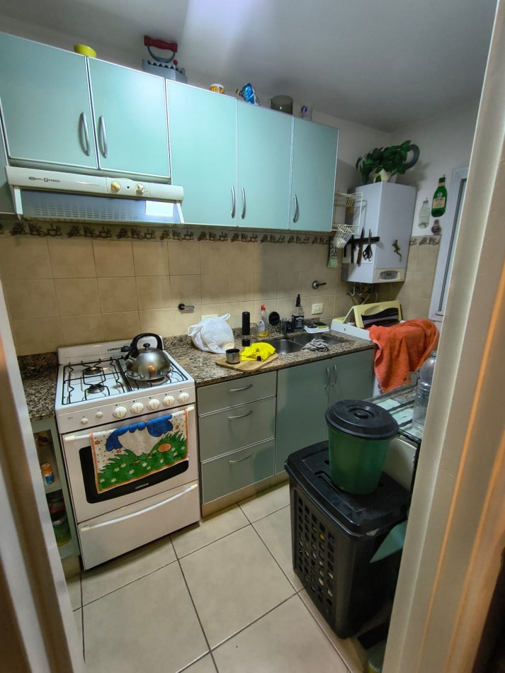 Alberdi! Excelente departamento 1 dormitorio 1 baño detalles de categoria!
