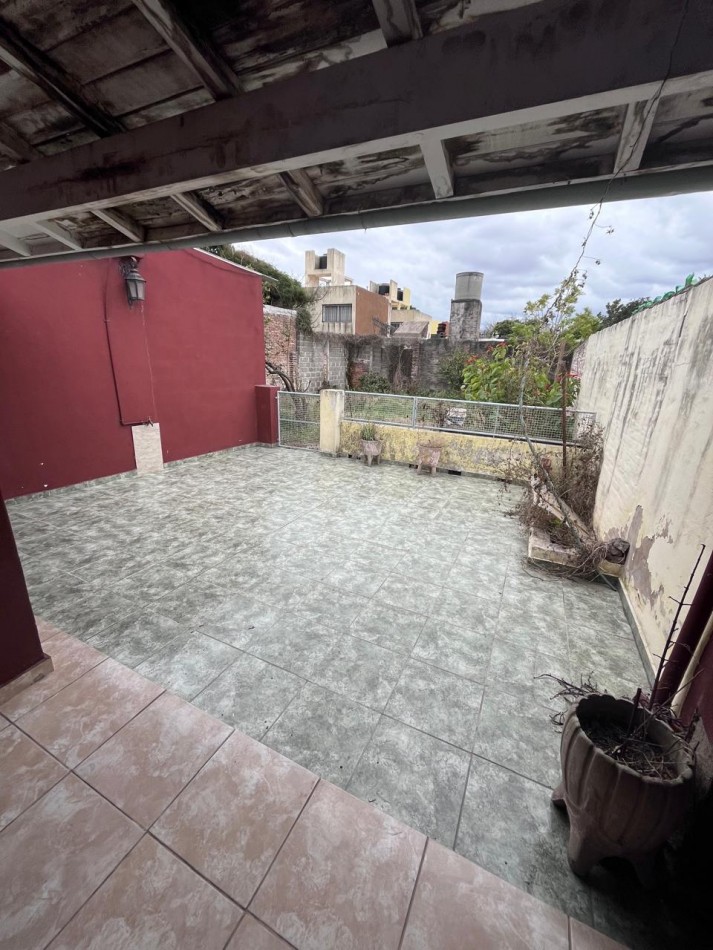 OPORTUNIDAD!CASA EN VENTA ALTO ALBERDI 2 DORMITORIOS