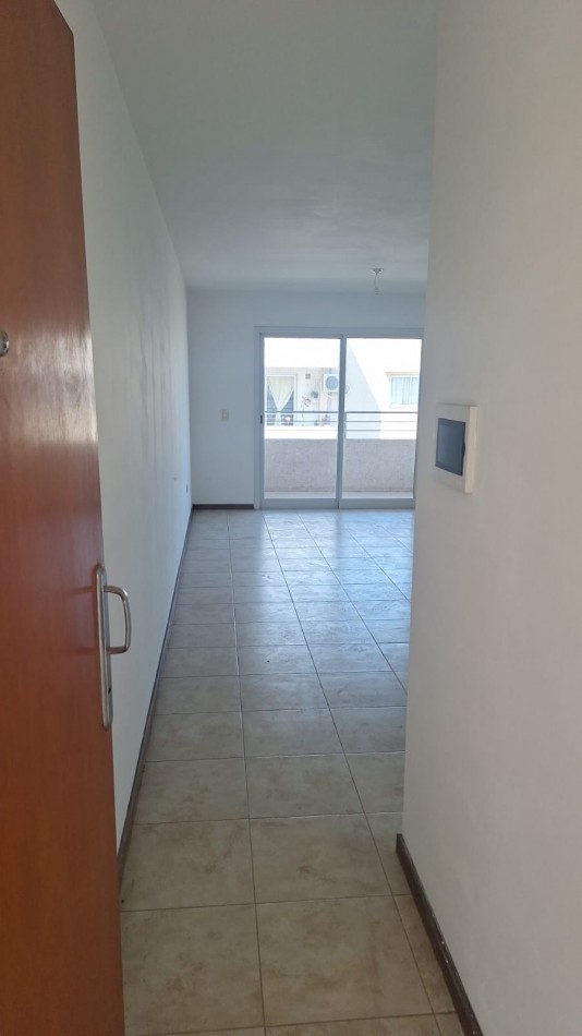 Matienzo! alquiler departamento 2 dormitorios c/ cochera techada MUY AMPLIO!