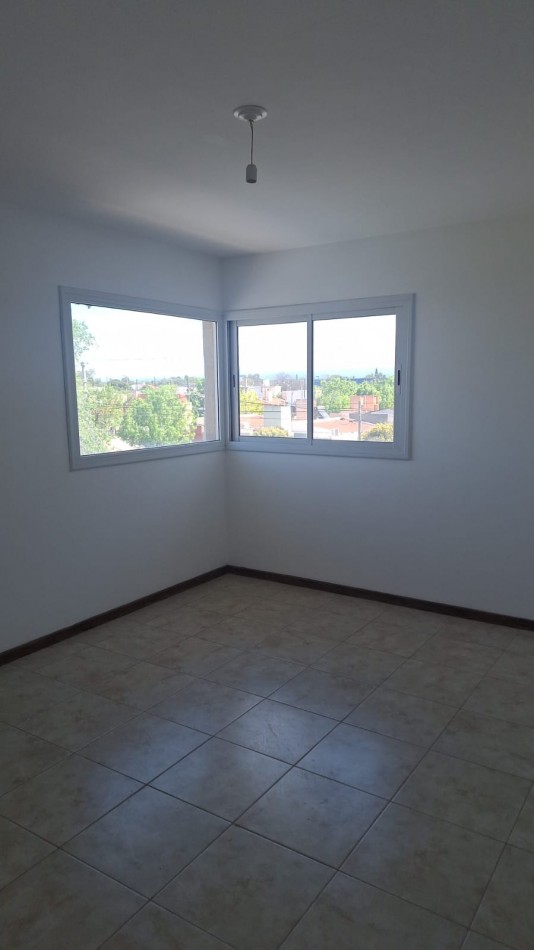 Matienzo! alquiler departamento 2 dormitorios c/ cochera techada MUY AMPLIO!