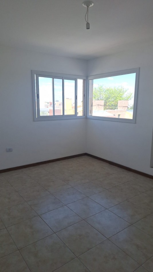 Matienzo! alquiler departamento 2 dormitorios c/ cochera techada MUY AMPLIO!