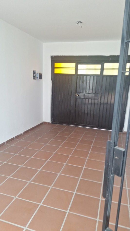 Oportunidad!! Barrio Colon! En venta Casa 3 dormitorios 2 baños