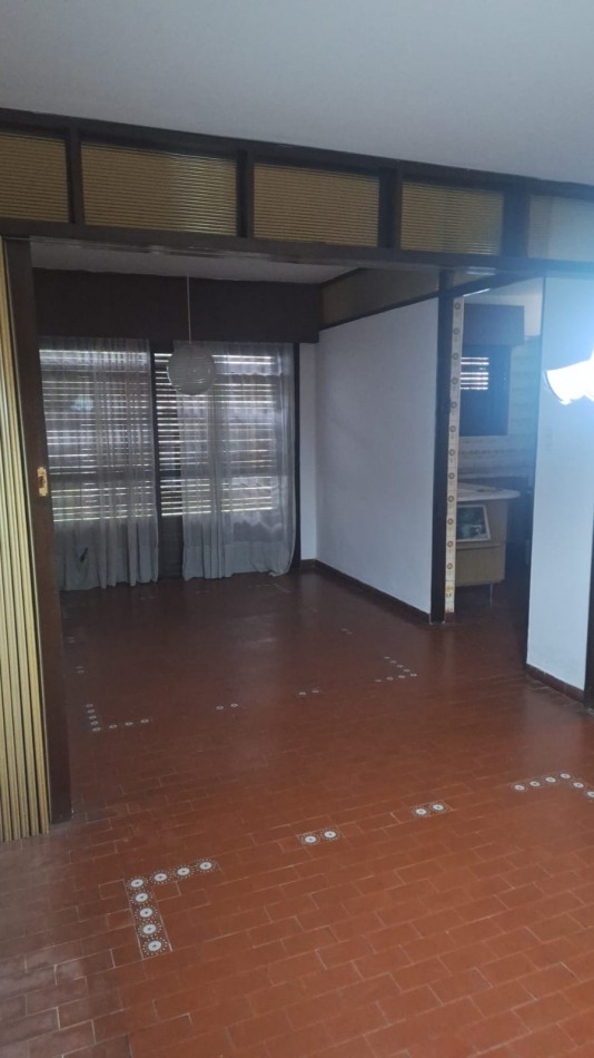 Oportunidad!! Barrio Colon! En venta Casa 3 dormitorios 2 baños