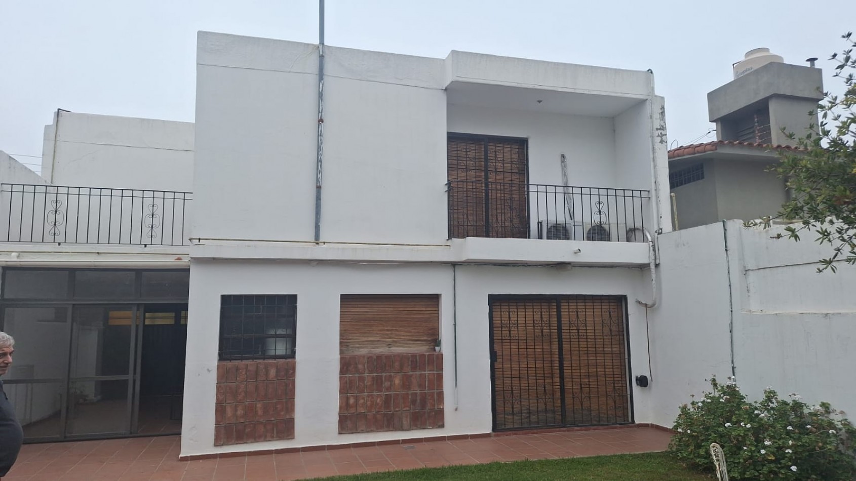 Oportunidad!! Barrio Colon! En venta Casa 3 dormitorios 2 baños