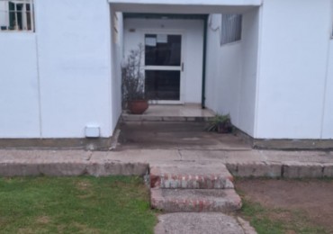 B°Kennedy!  Alquiler Excelente departamento 3 dormitorios. Amplio!