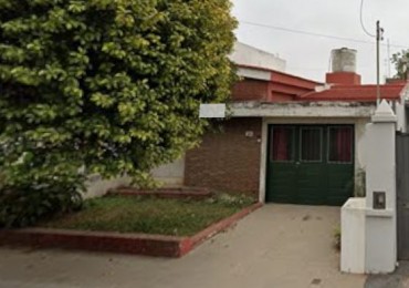 Bo Parque Velez Sarsfield casa  4 Dormitorios  Apta Credito