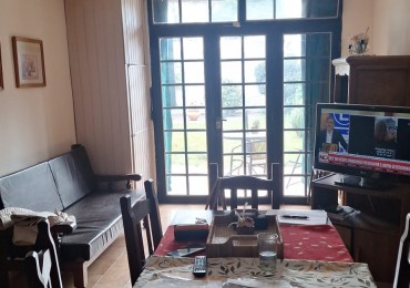 Imperdible!! Venta Casa 3 dormitorios 1 baños- Excelente zona!! APTO CREDITO